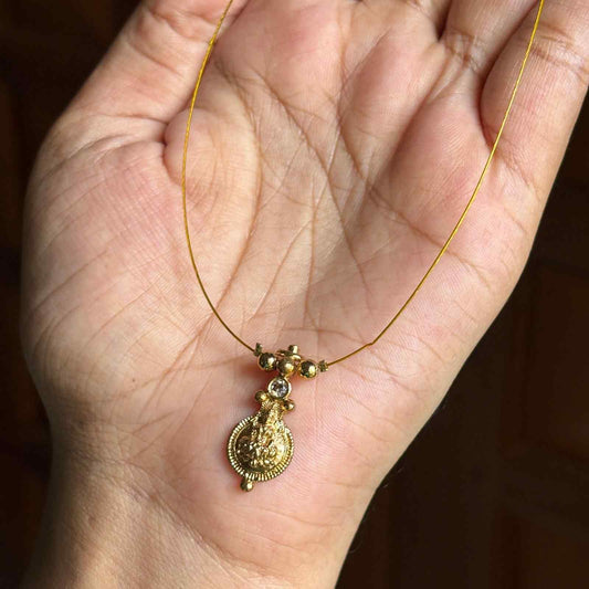 IN013 Invisible Chain with Lakshmi Pendent with No earrings