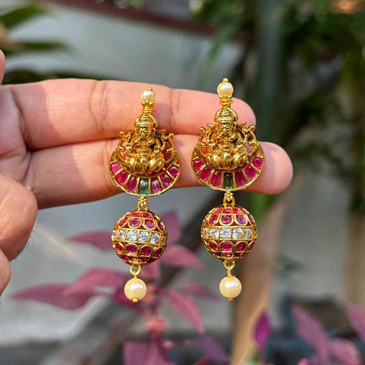 Premium Quality Temple & Floral Pattern Hasli Necklace with Earring N0243-I84