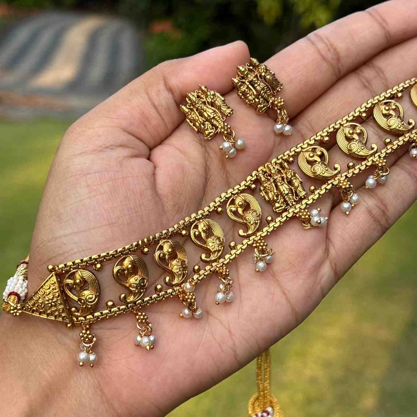 Premium Look Peacock pattern Temple collection chocker with Earring N0254-D35