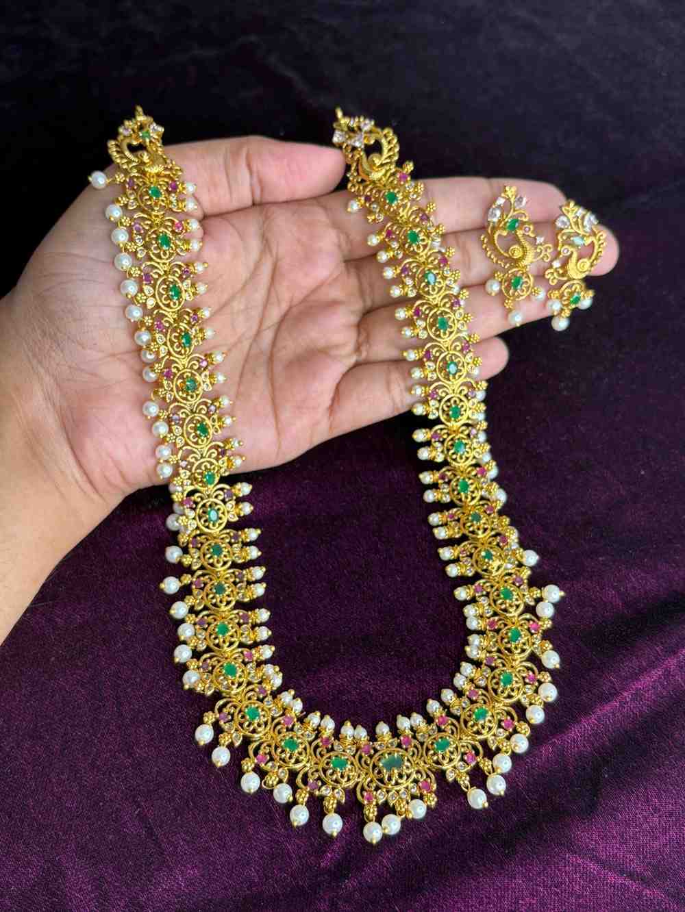 Premium Quality Floral Pattern designed with Emerald Green Ruby Red Pearl Haram with earring H0037-CI98
