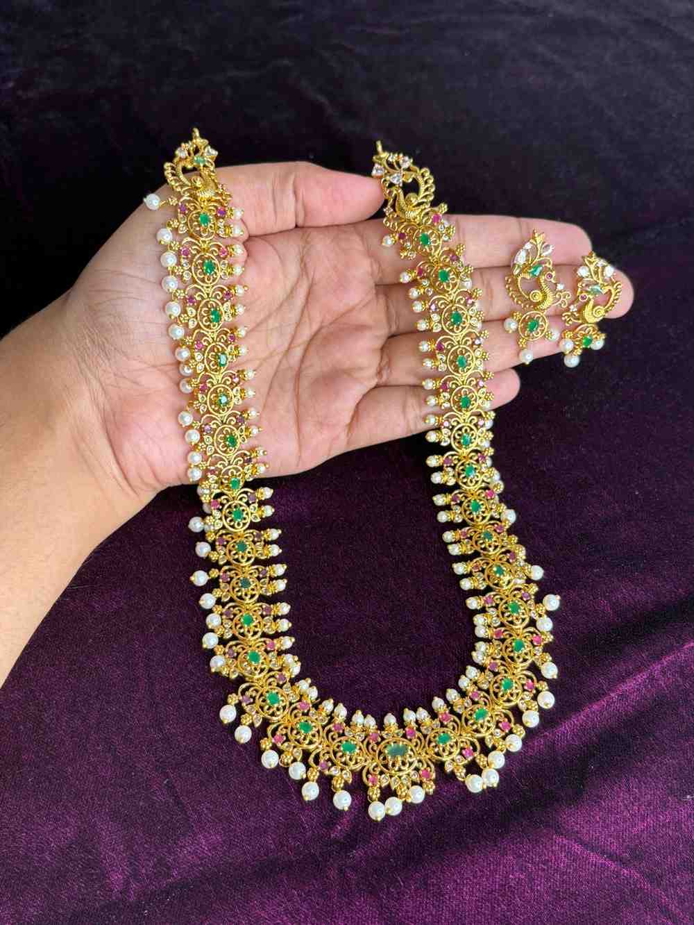 Premium Quality Floral Pattern designed with Emerald Green Ruby Red Pearl Haram with earring H0037-CI98