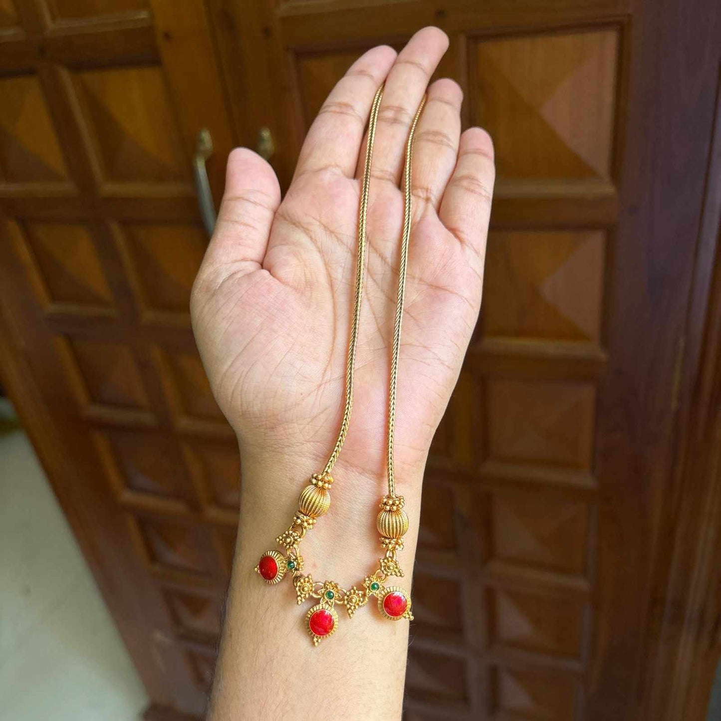 Premium Look Red Enamel Palaka Manga  Middle length Haram with earrings H0068-D21