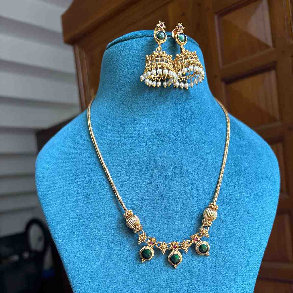 Premium Look Green Enamel Palaka Manga  Middle length Haram with earrings H0067-D21