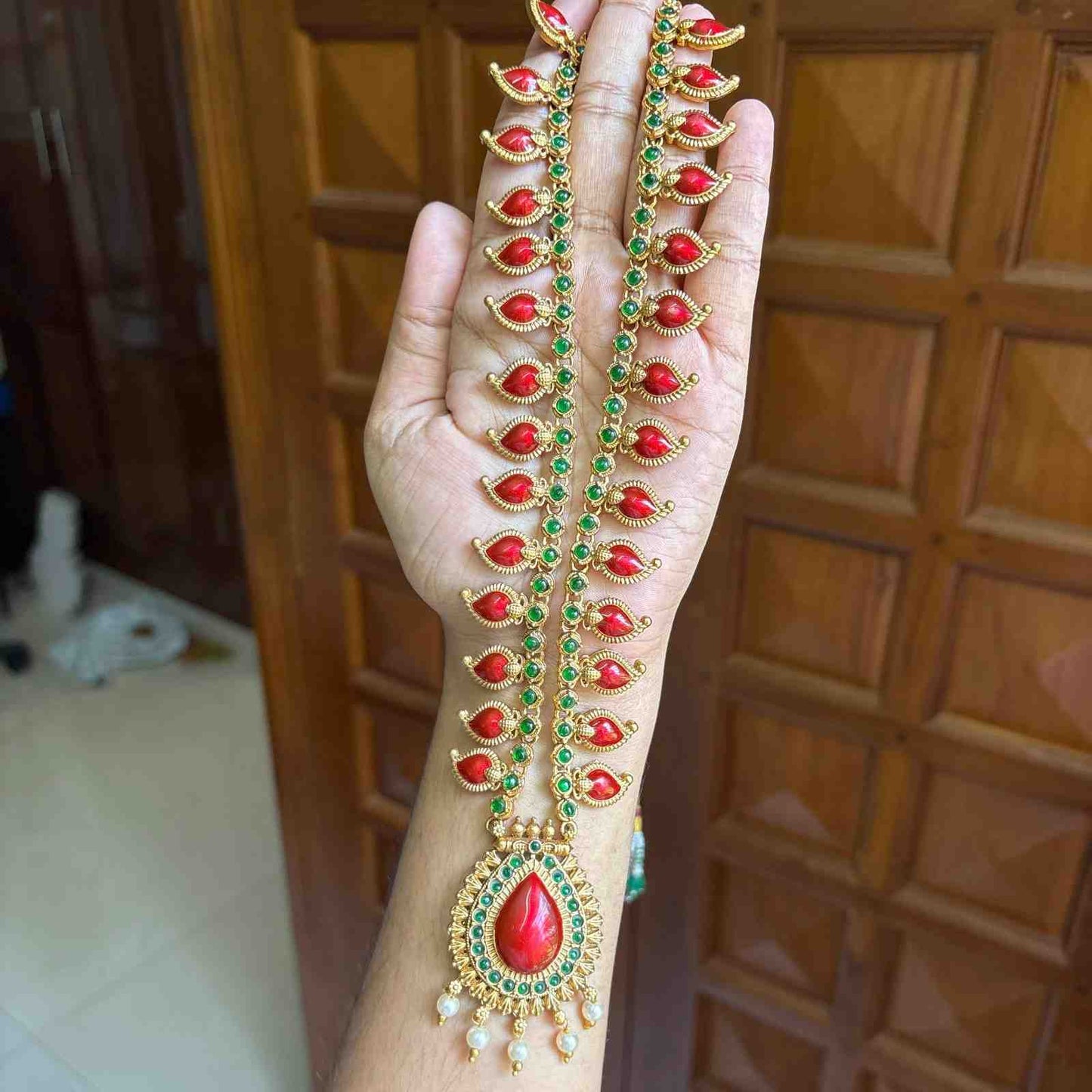 Premium Look Red Enamel Palaka Manga Haram with earrings H0065-D36