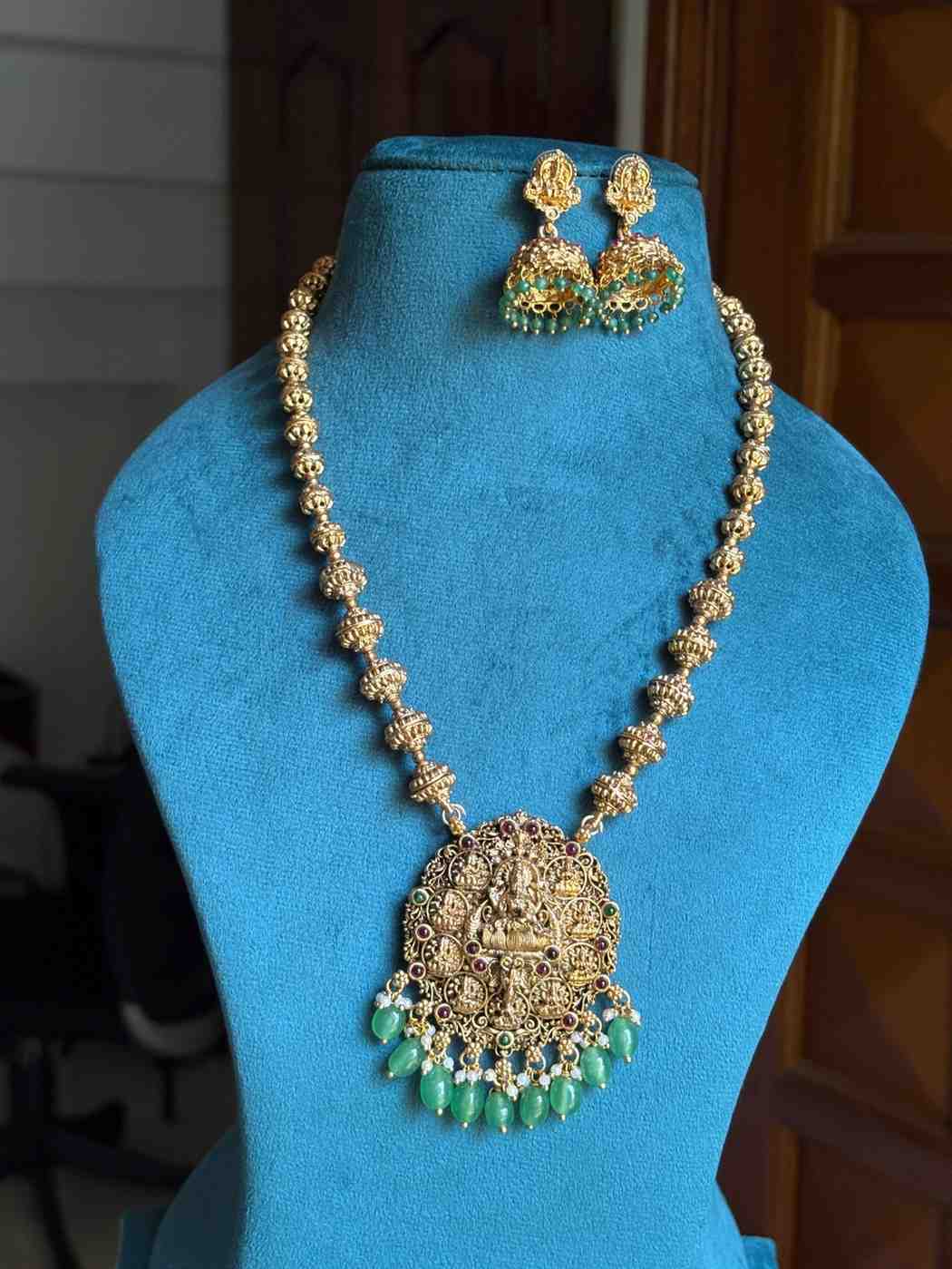Middle Length Chettinad Haram Matte Finish AshtaLakshmi Pendent with green Beads H0038-CJ49