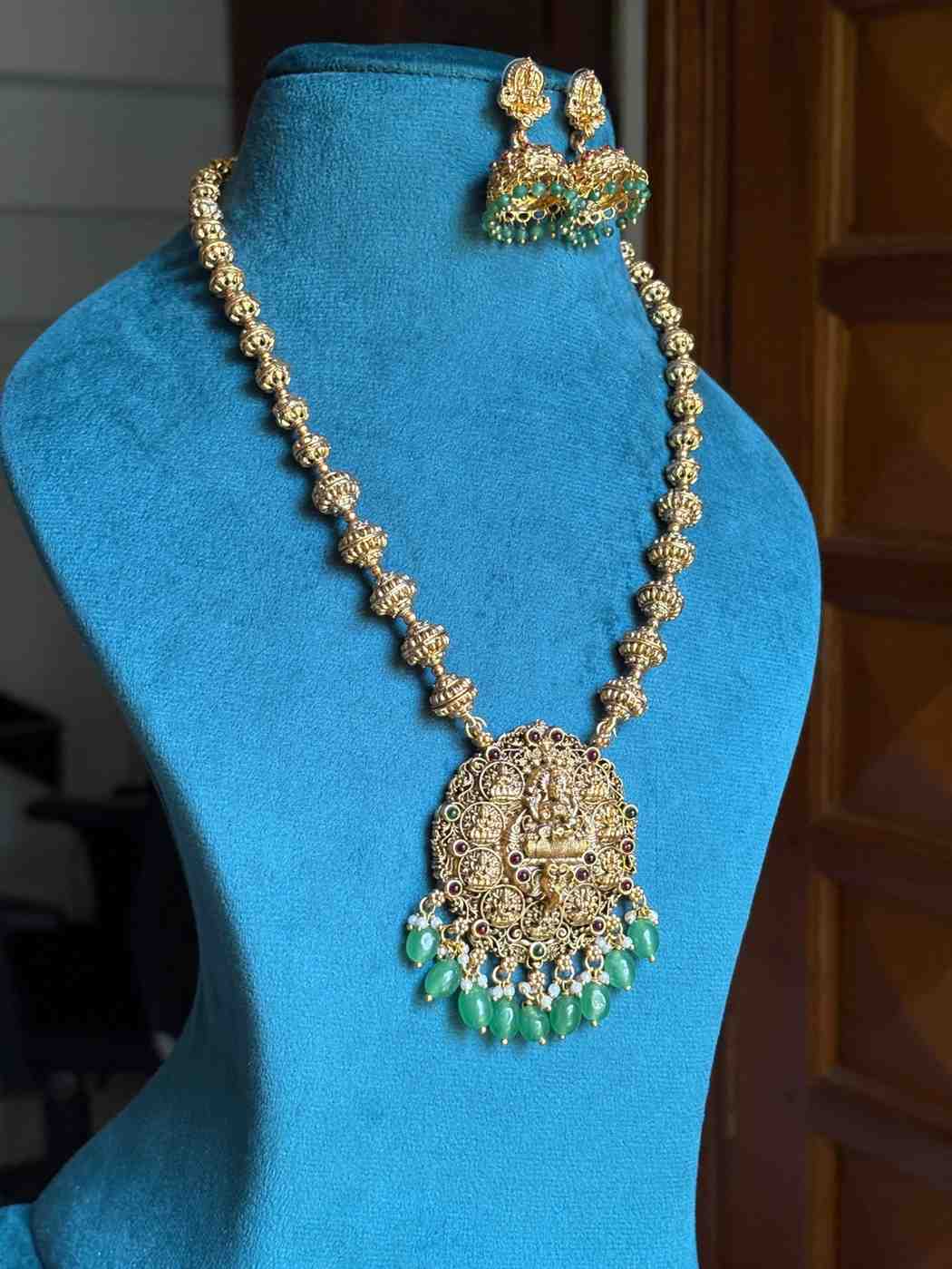 Middle Length Chettinad Haram Matte Finish AshtaLakshmi Pendent with green Beads H0038-CJ49