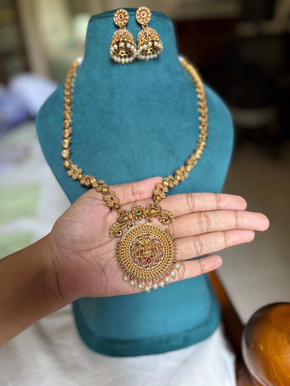H0070  Long Lakshmi haram with earrings