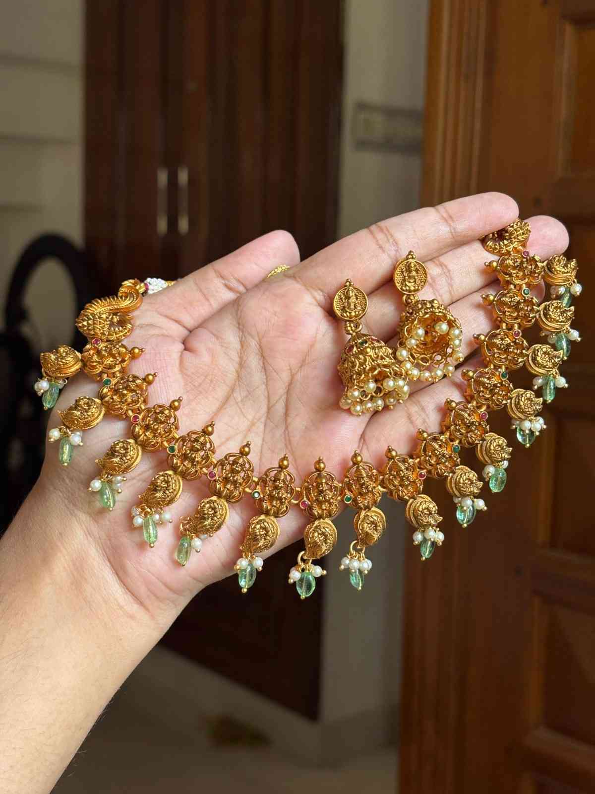 Matte finish Lakshmi Necklace with earrings N0257-D36