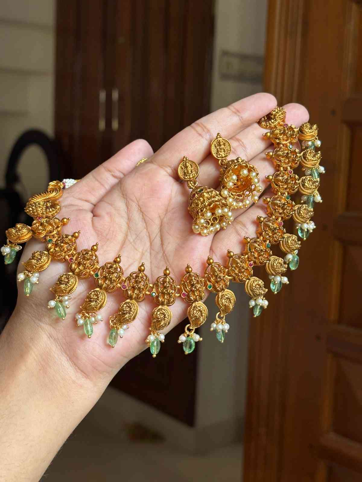 Matte finish Lakshmi Necklace with earrings N0257-D36