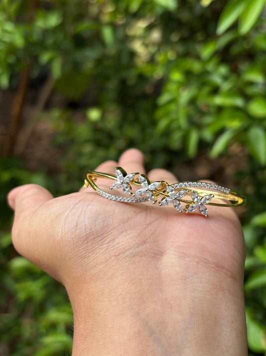 AD Stone Floral Pattern Openable Bracelet Bangle K0027