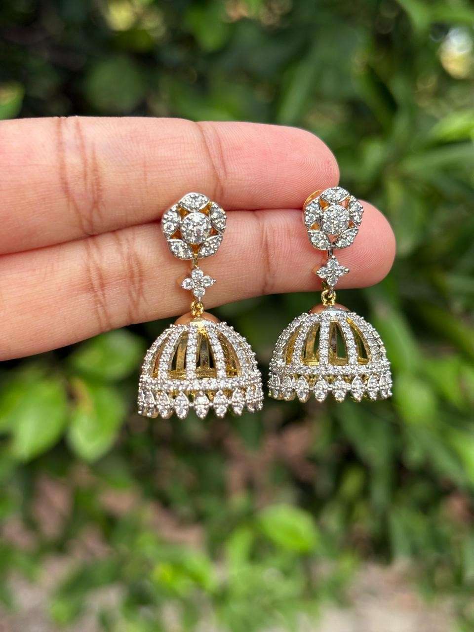 J0125 White stone dual tone Rhodium Finish premium jhumka