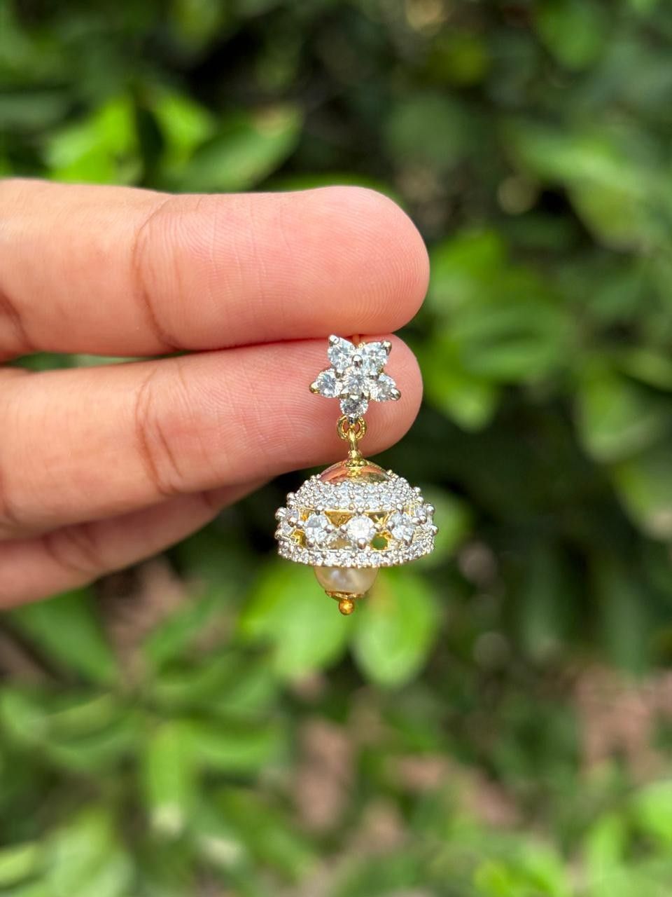 J0126 White stone dual tone Rhodium Finish small size jhumka