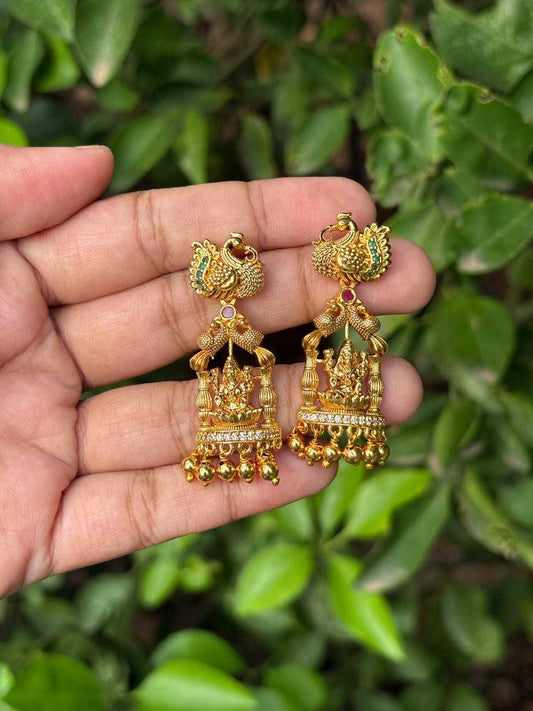 J0123 Lakshmi earrings with pillars on sides