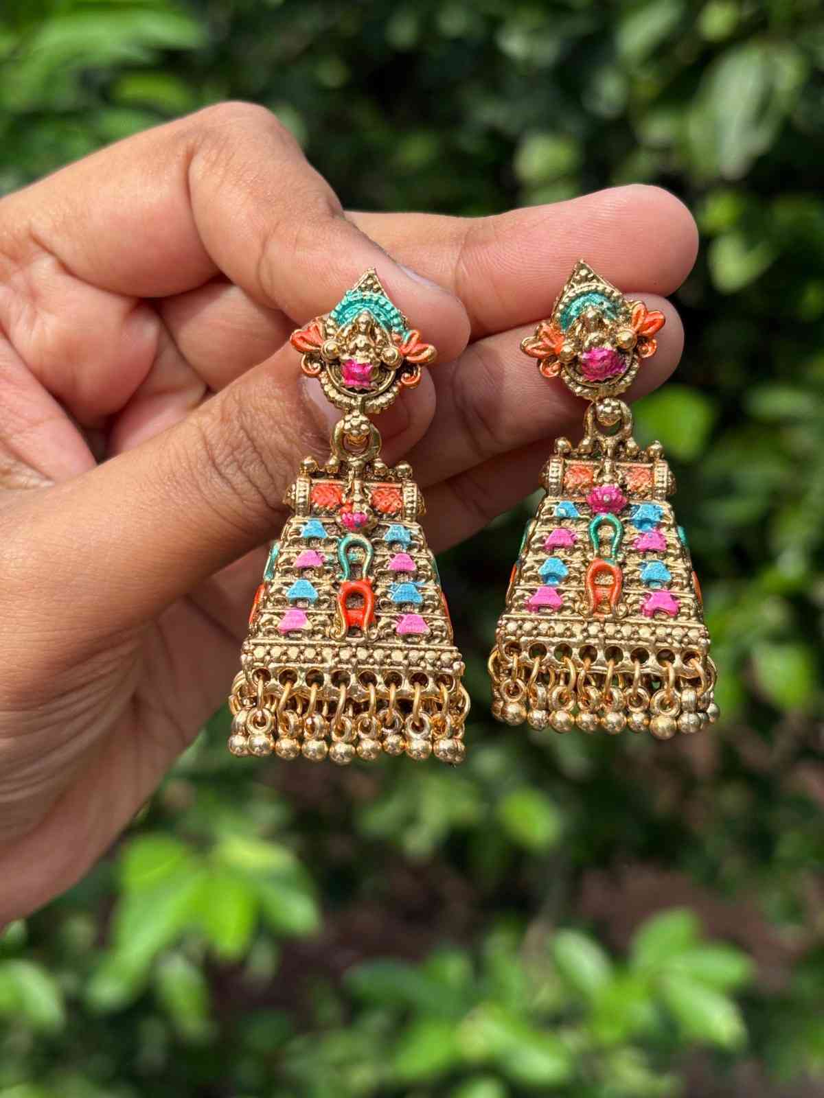 J0130 MATTE finish Kopuram Jhumka