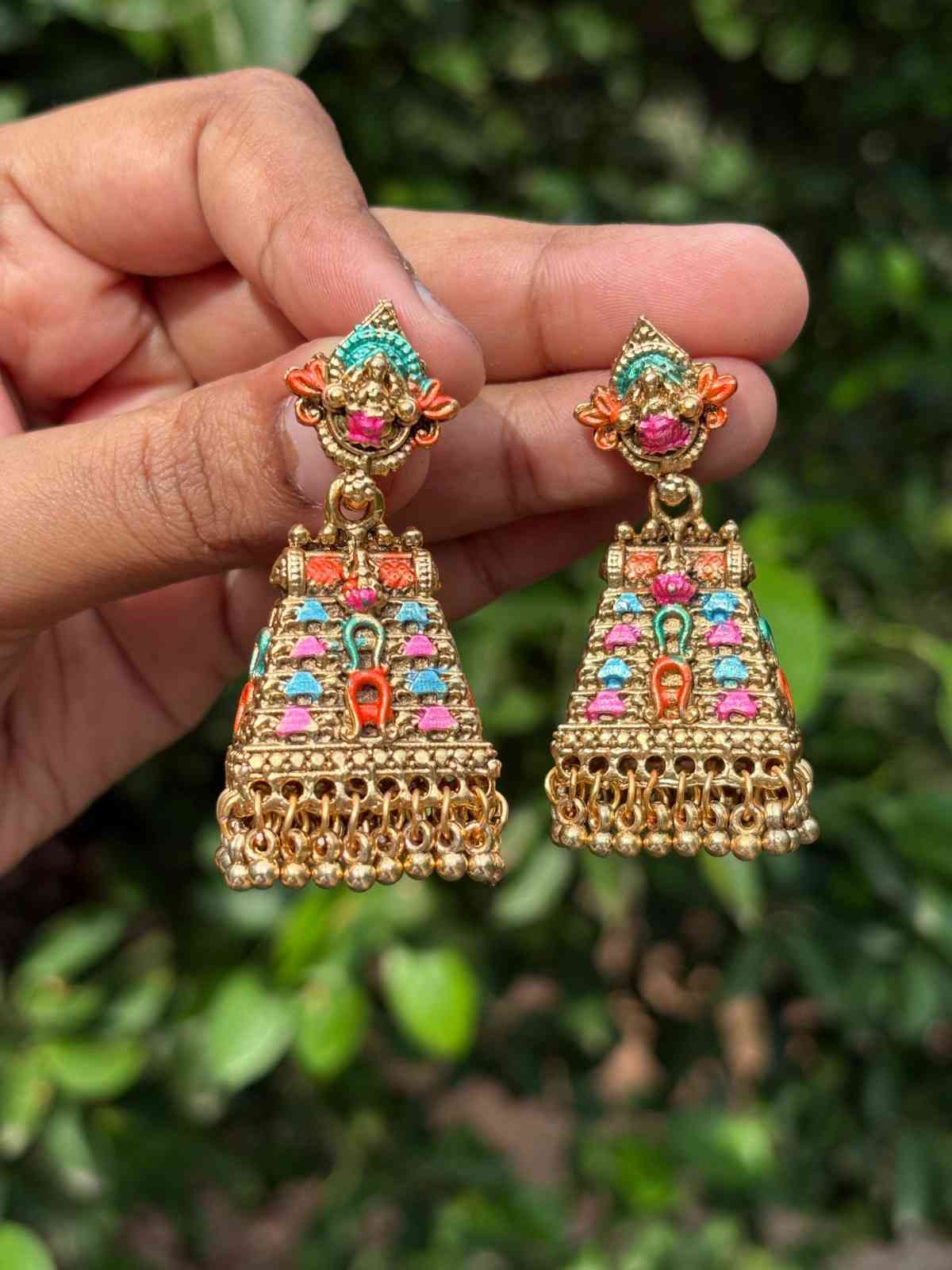 J0130 MATTE finish Kopuram Jhumka