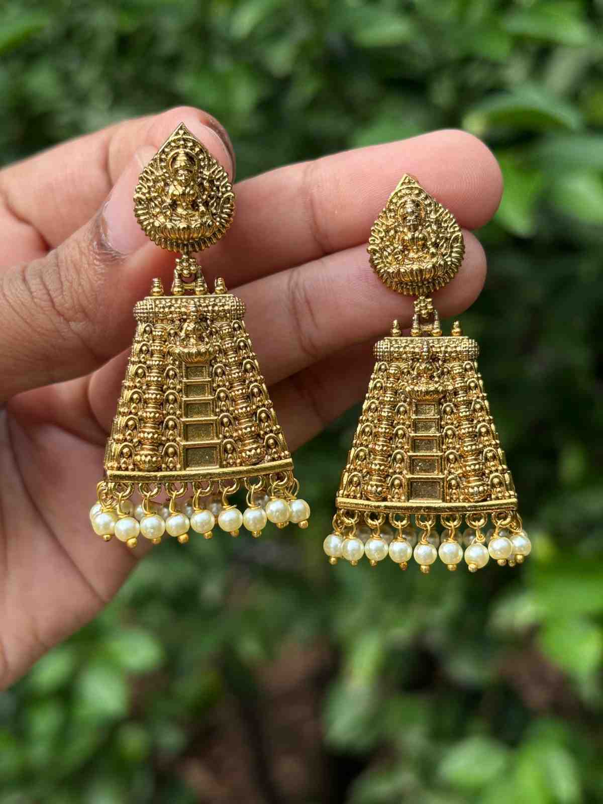 J0131 Antique Premium  Gopuram Jhumka