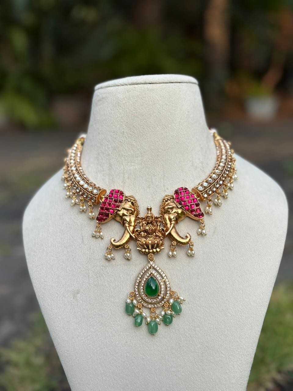 N0277 Trending Elephant Grand look necklace