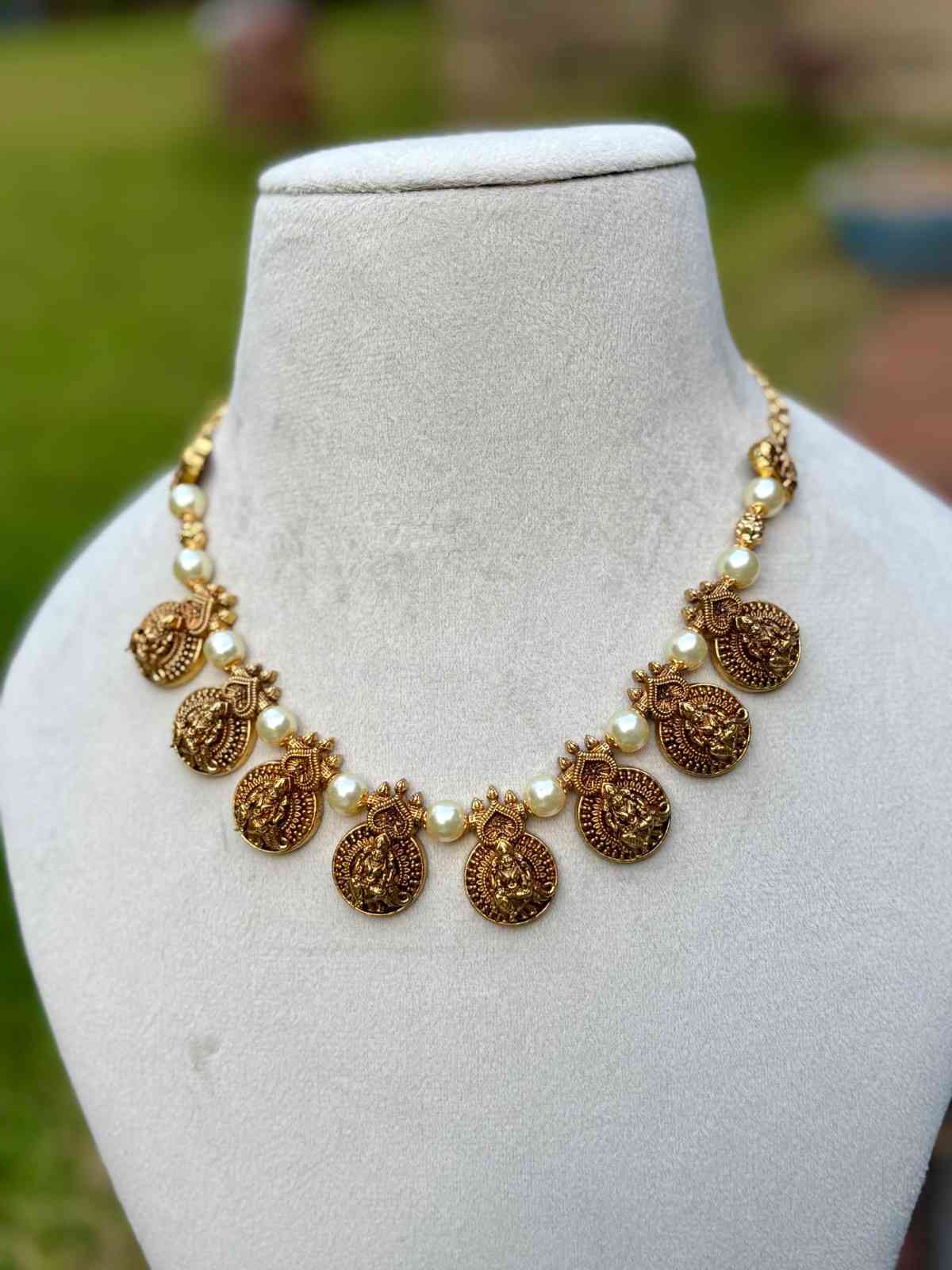 N0176 Traditional Pearl Necklace with Lakshmi dollar Design