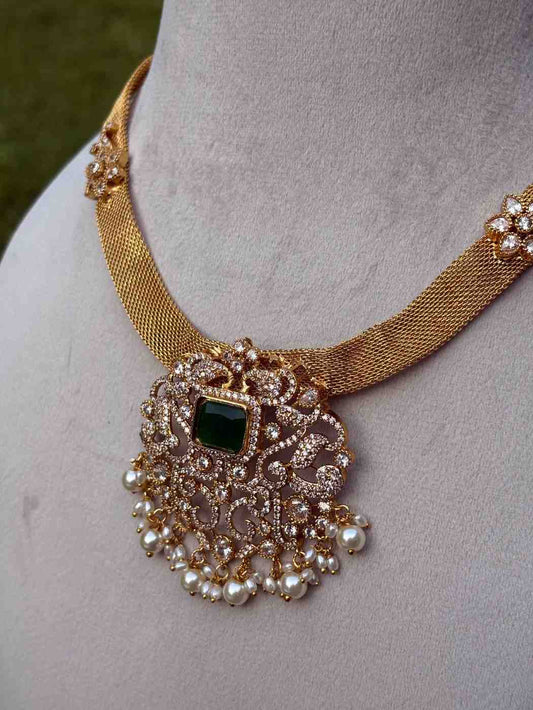 N0180 Middle length Floral Pattern mess necklace