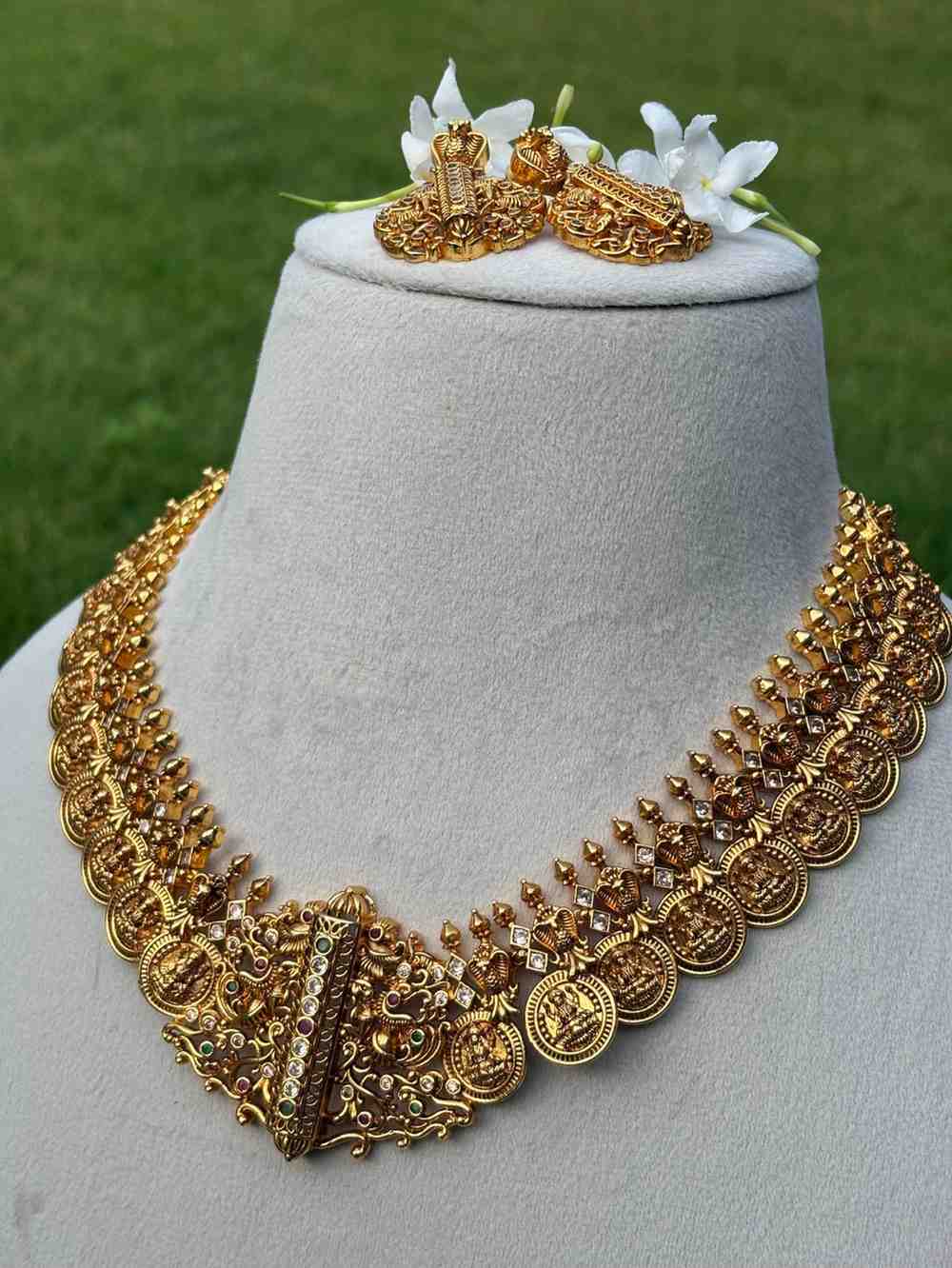 N0153 Premium Quality Traditional Lakshmi Kasu mala