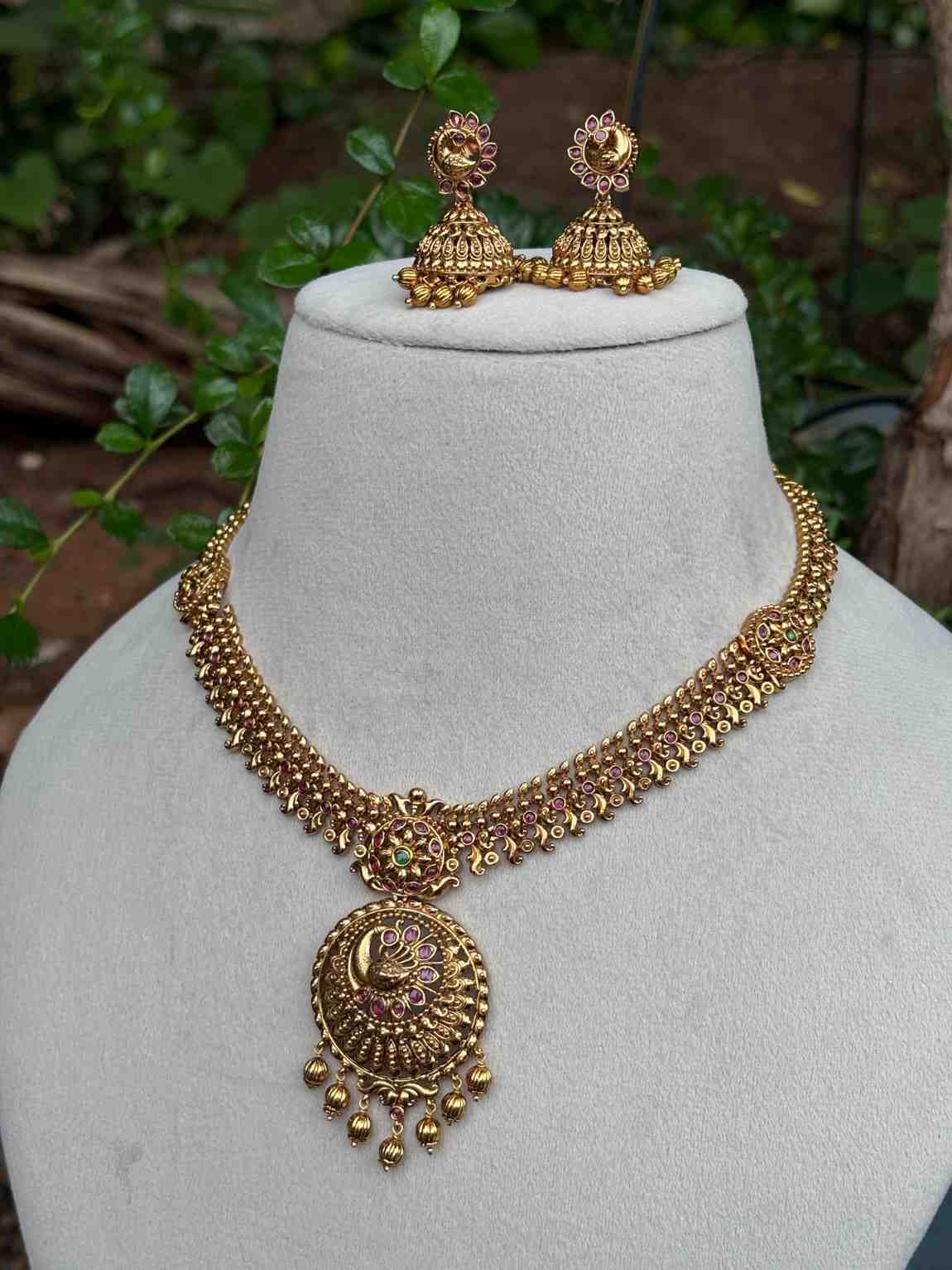 N0285 Peacock Pattern Premium Necklace