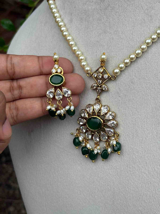 N0286 Pearl Middle length necklace