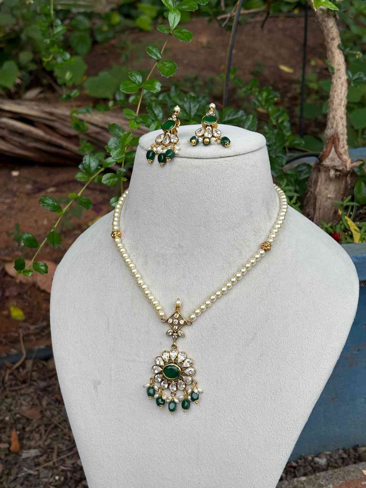 N0286 Pearl Middle length necklace