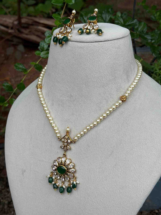 N0286 Pearl Middle length necklace