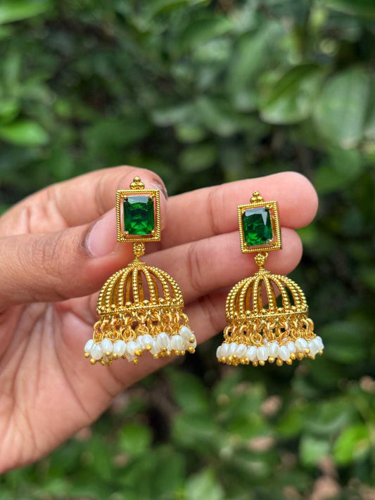 J0151 Emerald Stone Jhumka