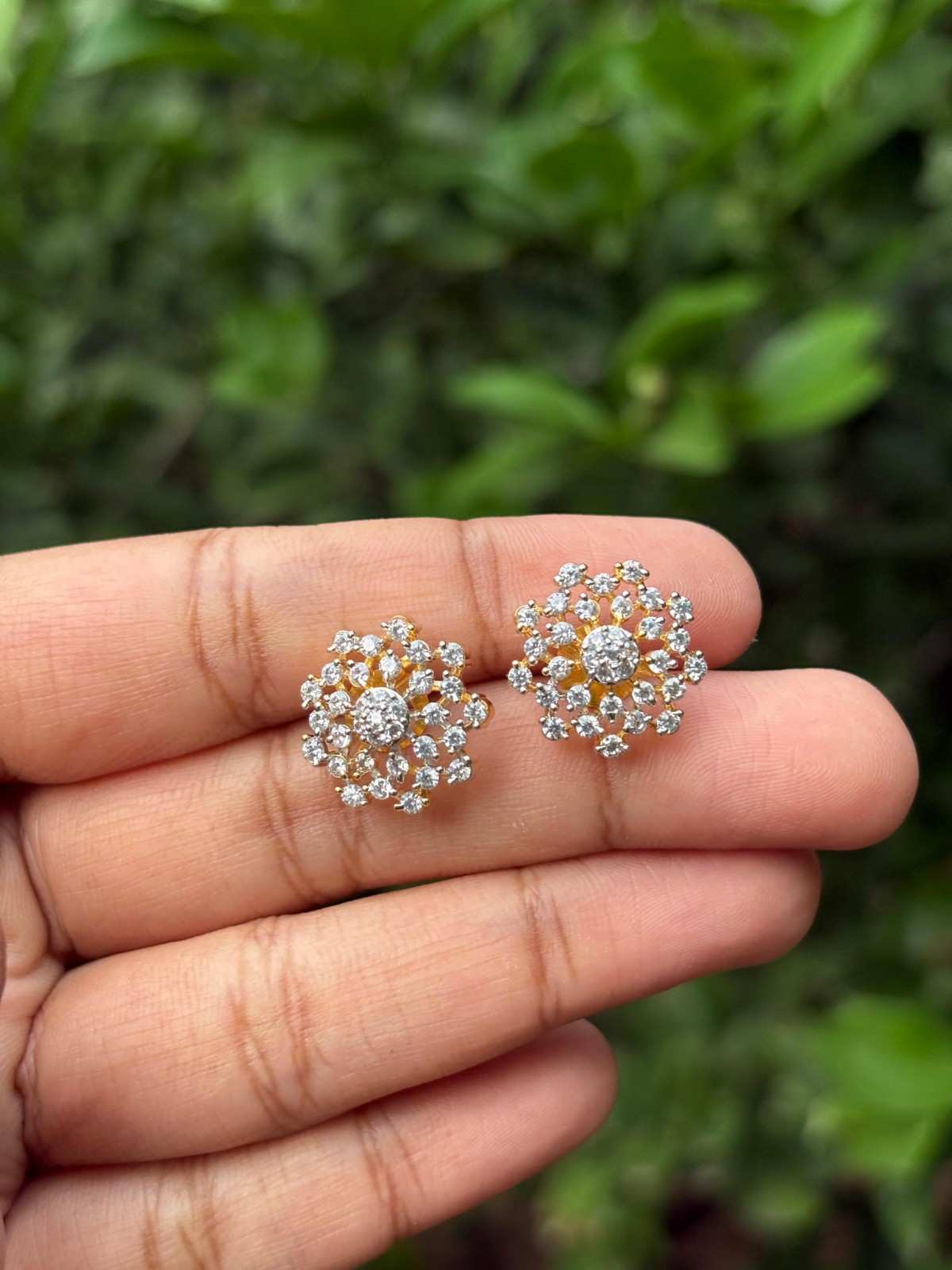 J0154 Diamond Stud
