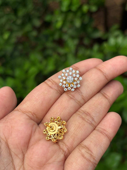 J0154 Diamond Stud