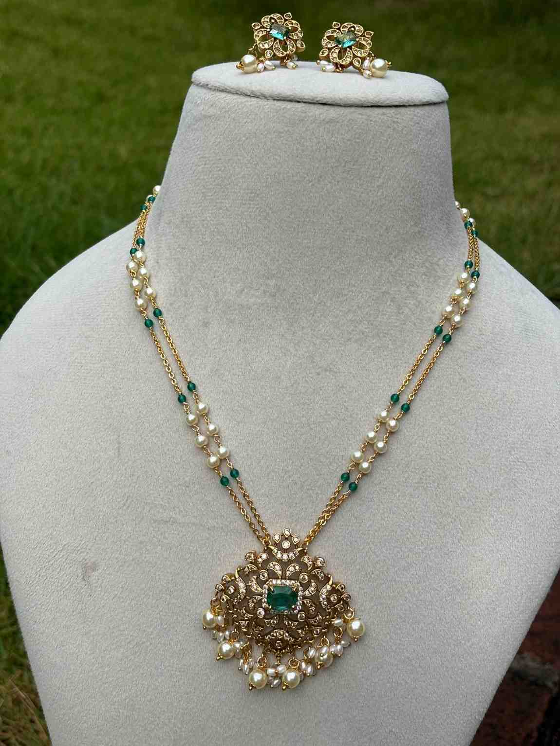 H0087 Pearl Middle Haram