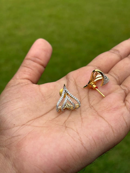 J0158 Diamond J shape Stud