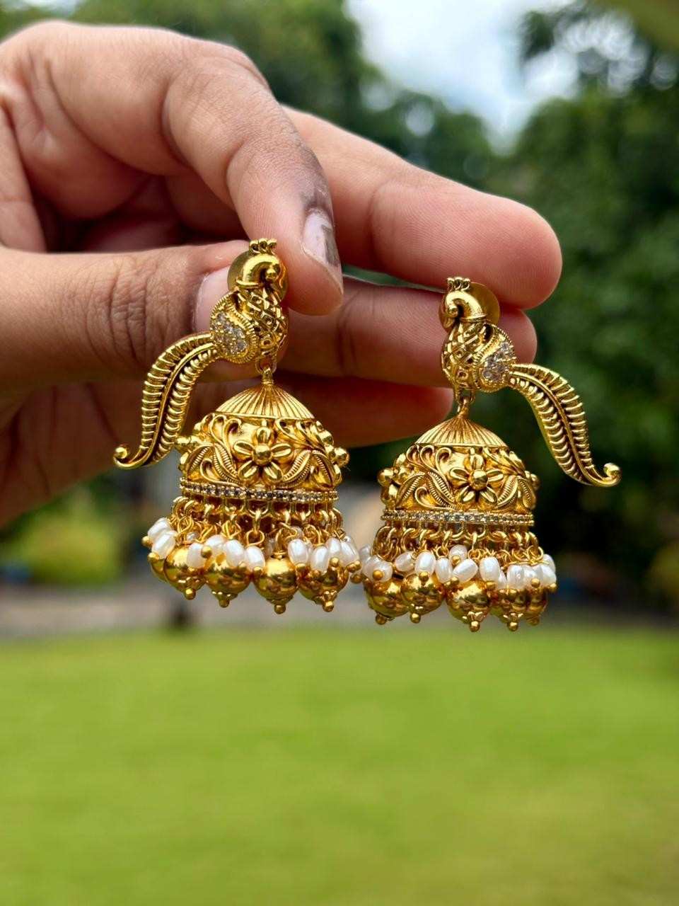 J0160 Peacock Jhumka