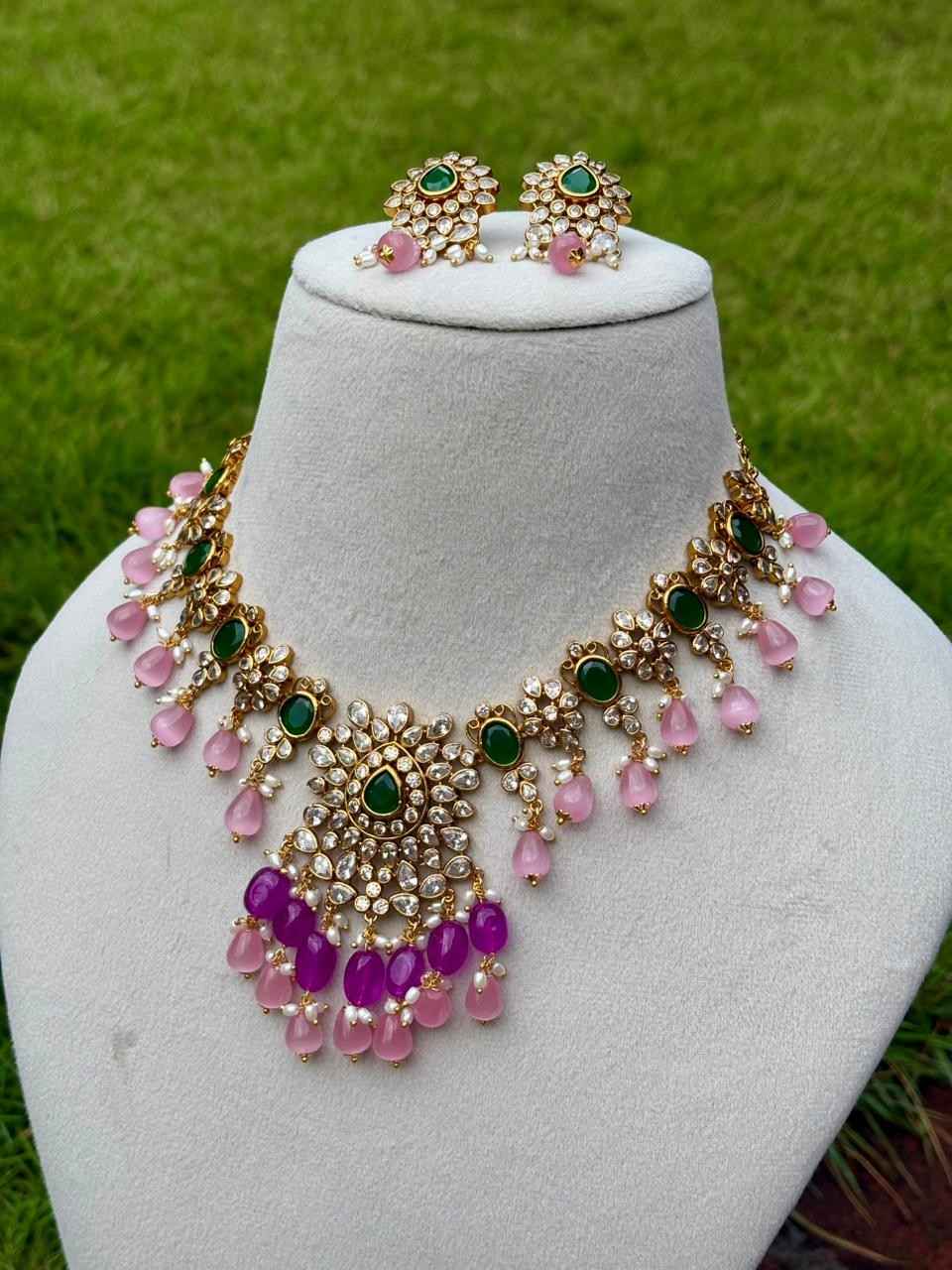 N0293 Premium Quality Unique Pastel Bead Uncut diamond Necklace
