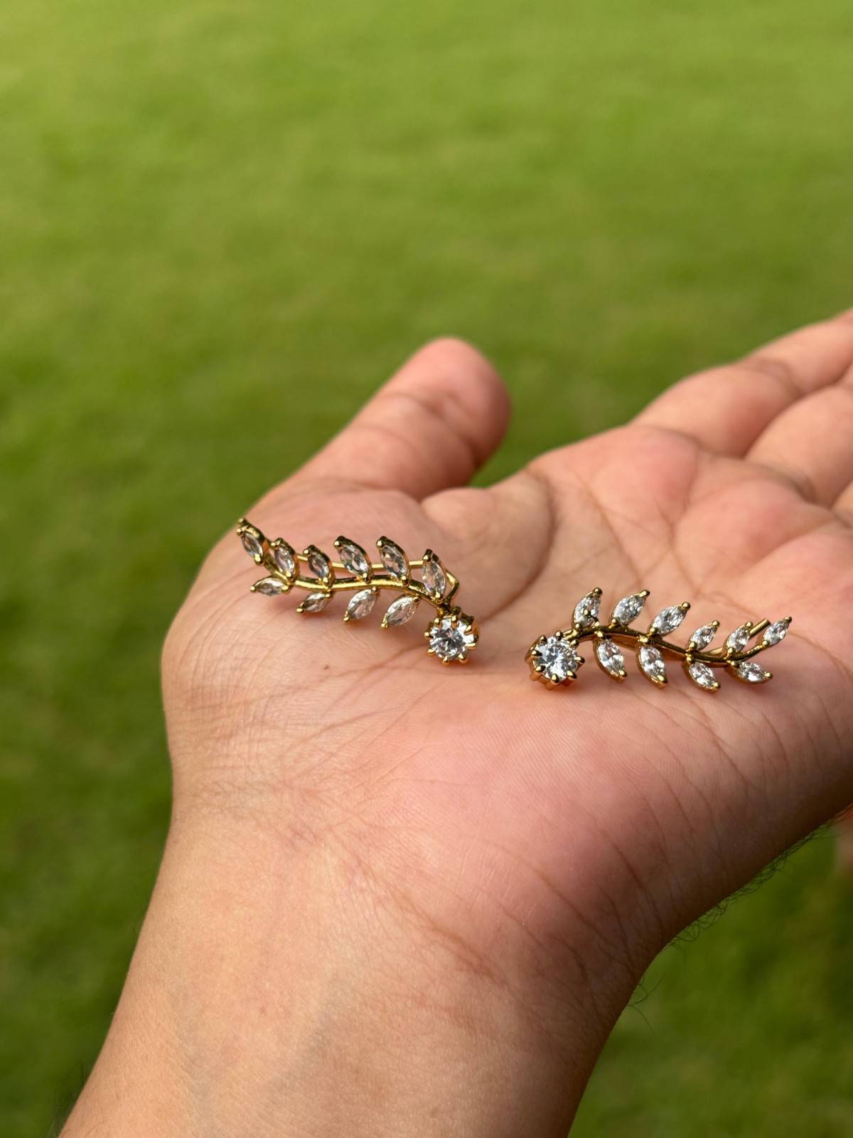 J0164 Stone Earcuff Earrings