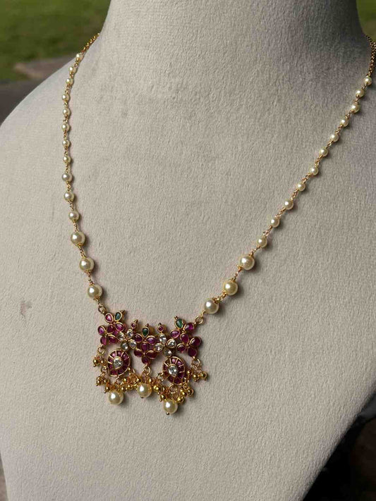 H0090 Kemp Floral Pearl Chain