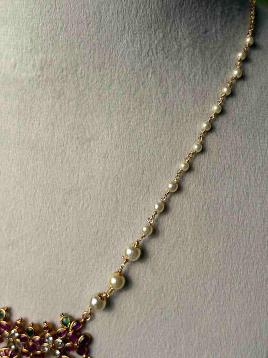 H0090 Kemp Floral Pearl Chain
