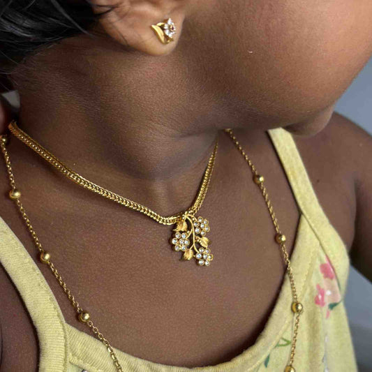 N0073 Floral Design minimal kids Necklace