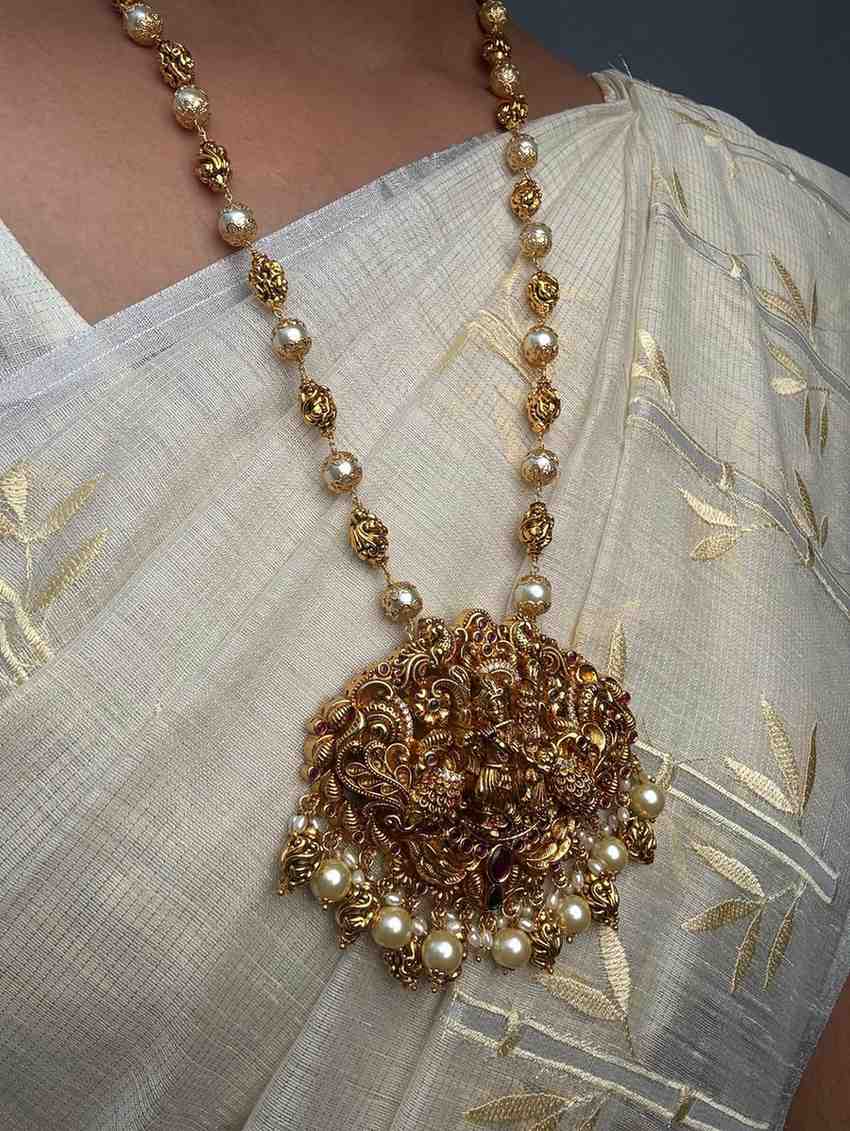 H0043 Premium Quality 31 inch long Pearl Haram