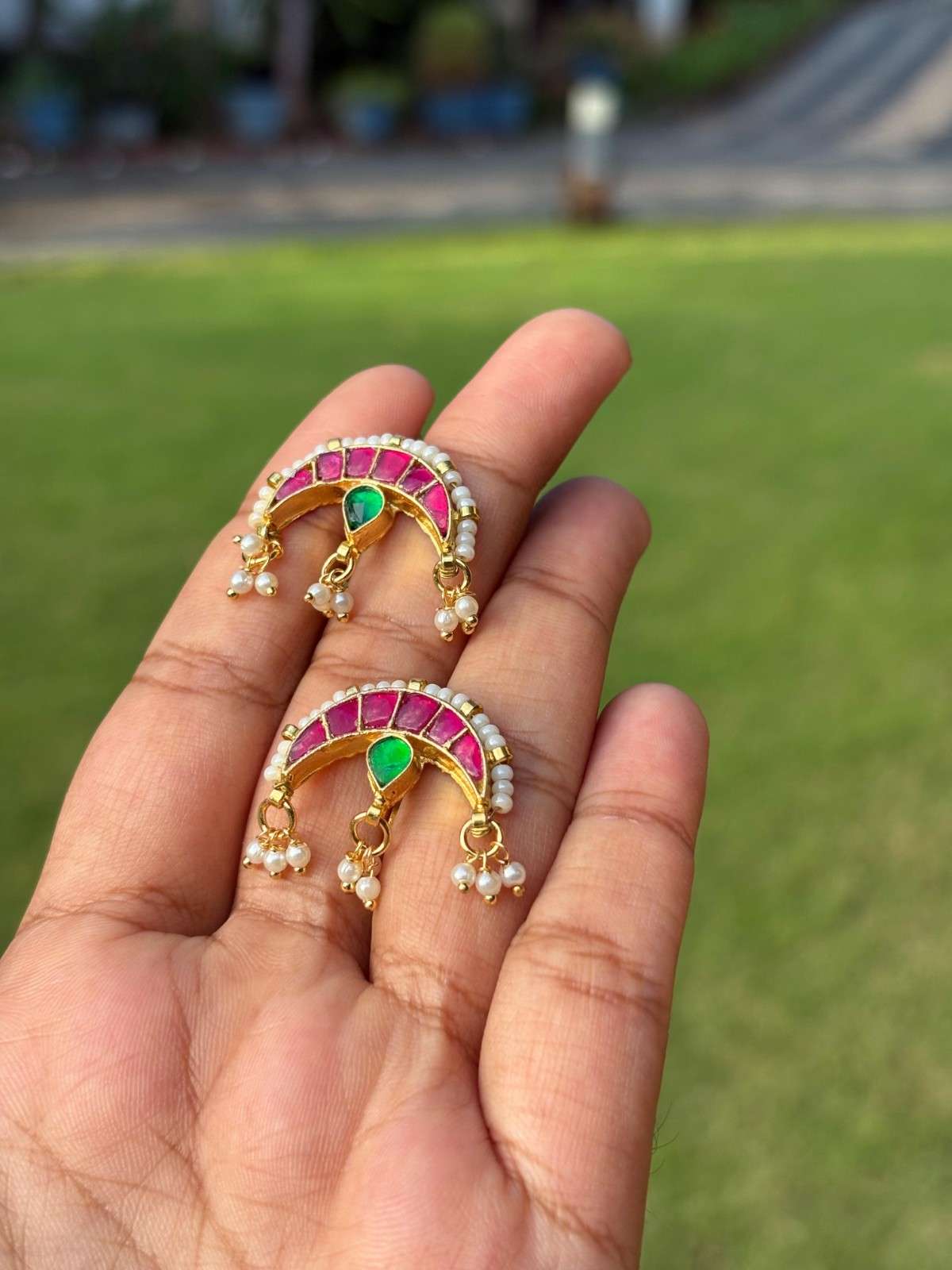 J0178 Jadau Kundan Moon Shape Bugadi