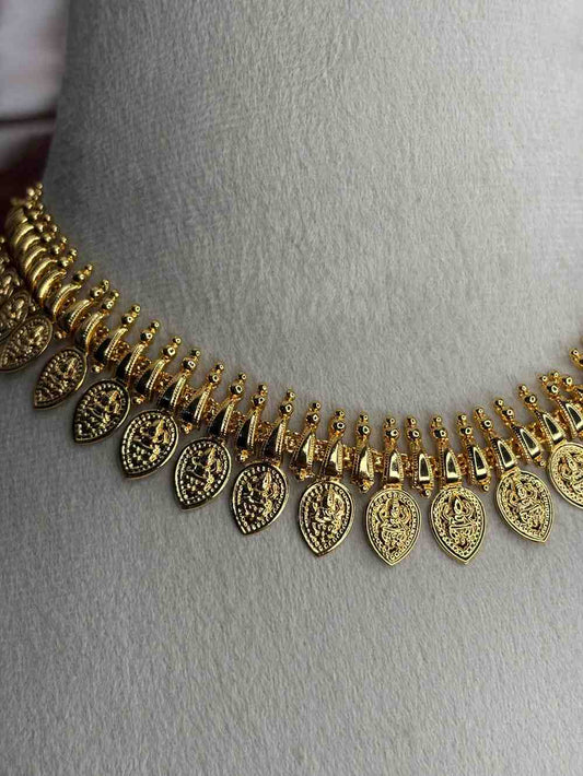 N0313 Micro plated Premium Leaf pattern traditional necklace