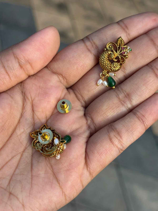 J0181 Antique Finish Peacock Motif Stud