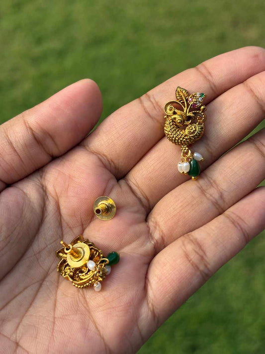J0181 Antique Finish Peacock Motif Stud