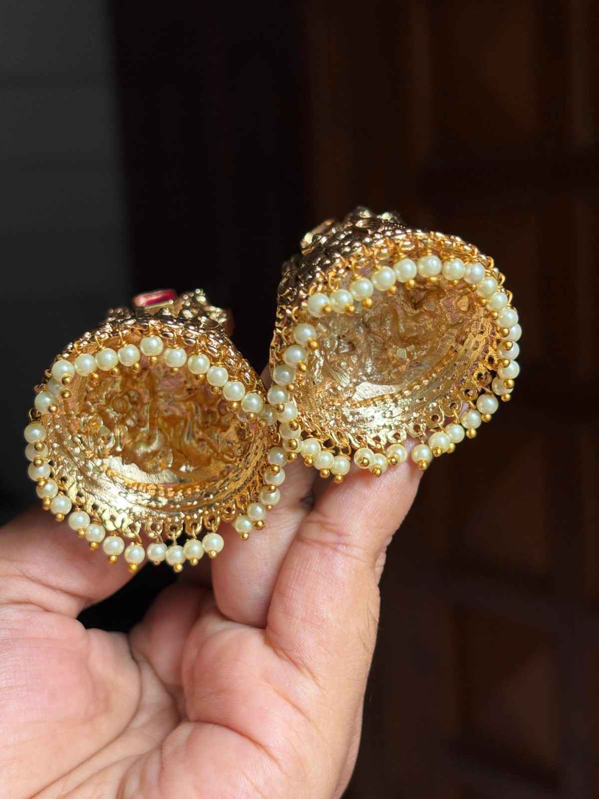 J0187 Ruby Stone Floral 3d  Pattern Bridal Jhumka
