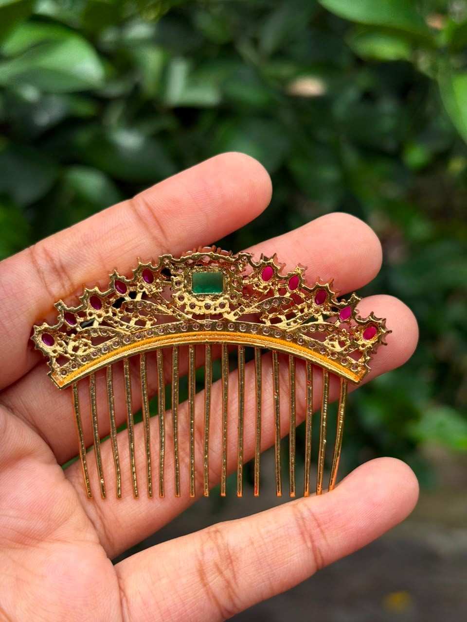 HA068 Floral Pattern hair Comb Jewel
