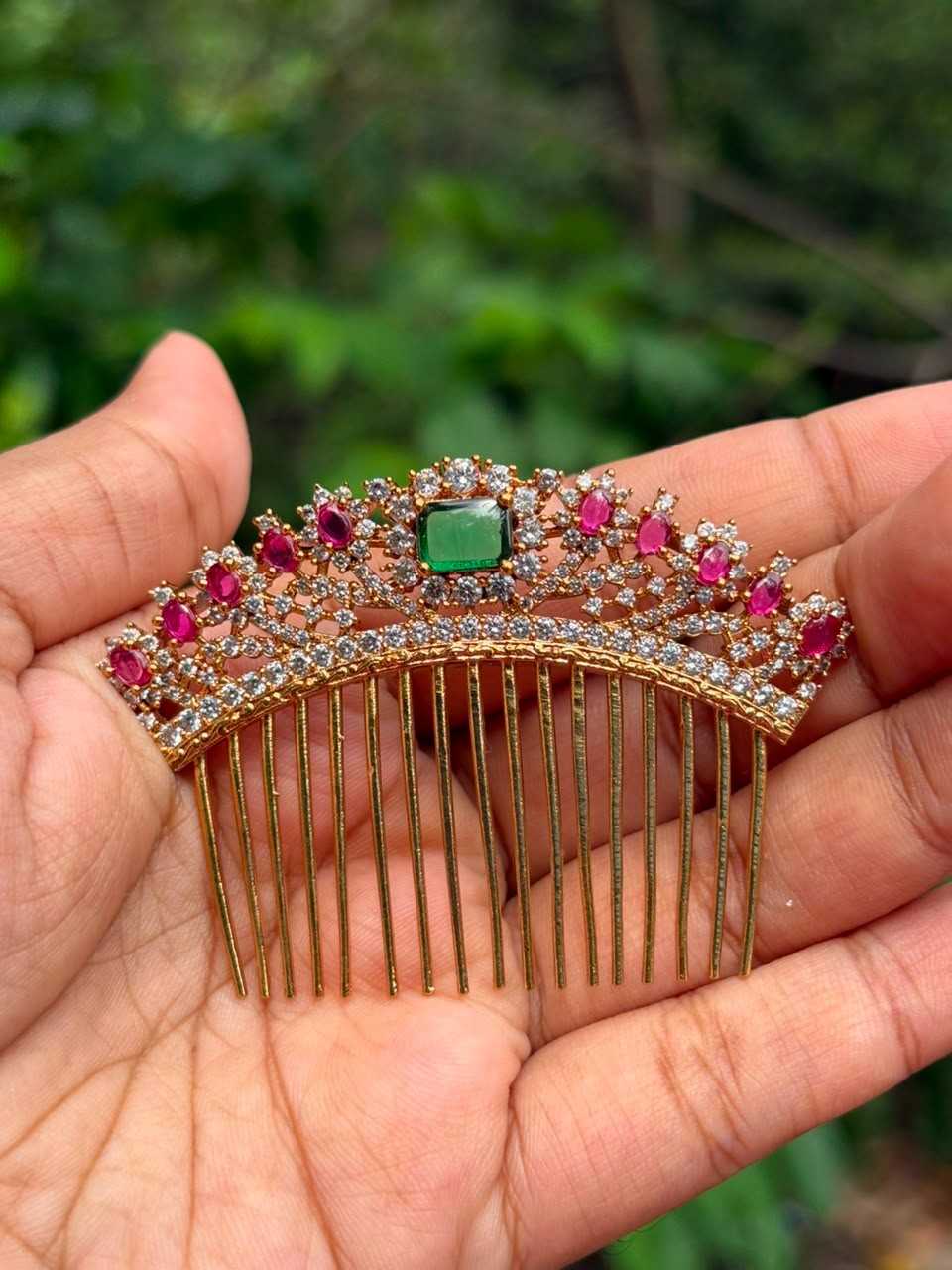 HA068 Floral Pattern hair Comb Jewel