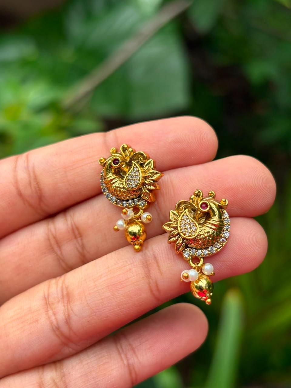J0195 Peacock Stud with White stone & Gold Bead Hanging