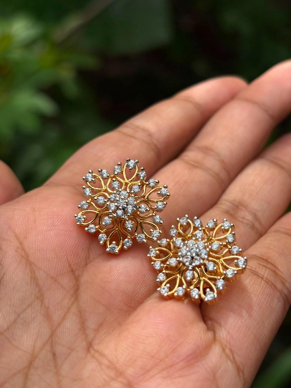 J0200 Diamond Stud In Floral pattern