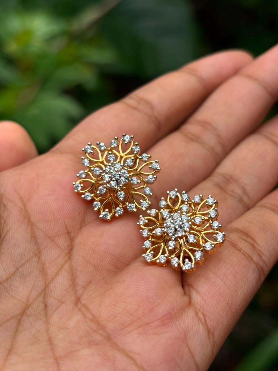 J0200 Diamond Stud In Floral pattern